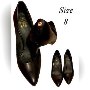 Black Leather Heel with Gold detail